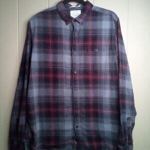 On The Road Flannel Shirt XL Long Sleeve Button Down Plaid Gray Red